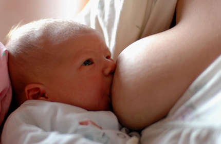 Las siliconas no afectan la lactancia materna