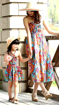 Madres e hijas vestidas iguales: nueva tendencia de las marcas de ropa | Embarazo y Maternidad Madres e hijas vestidas iguales: nueva tendencia de las marcas de ropa | Embarazo y Maternidad