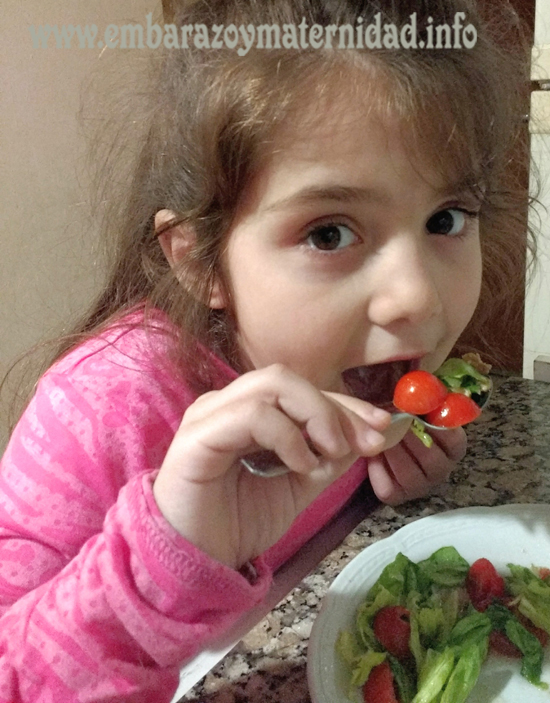¿Cuáles son los riesgos de una dieta vegana en la infancia?