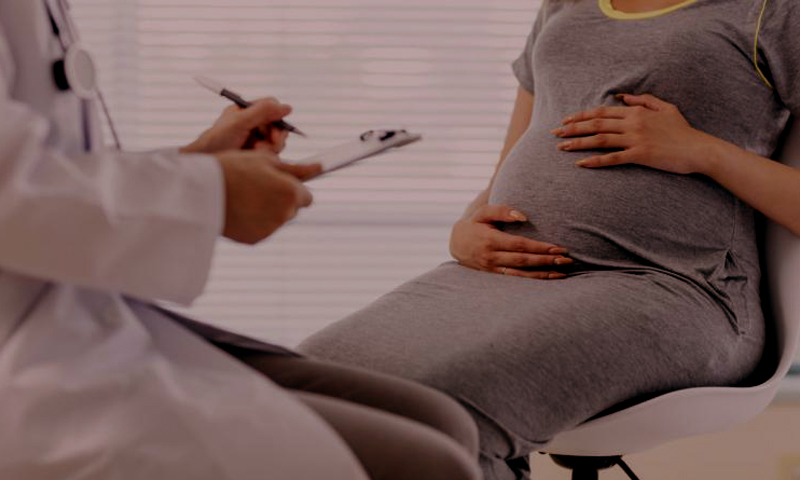 Cuidados que deben tomarse en el embarazo de trillizos