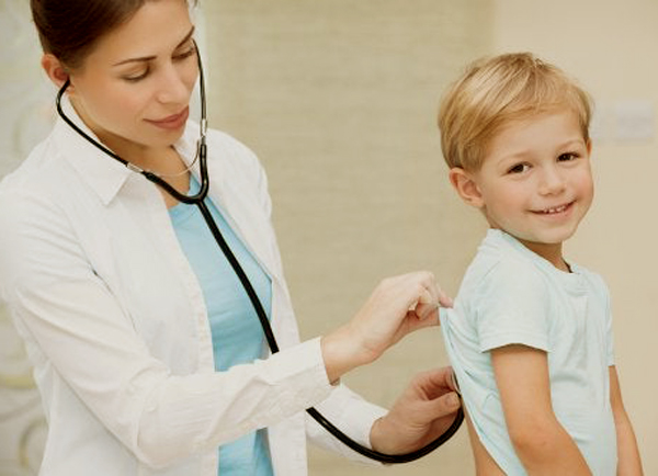 Cómo es el rol del pediatra en la crianza de nuestros hijos